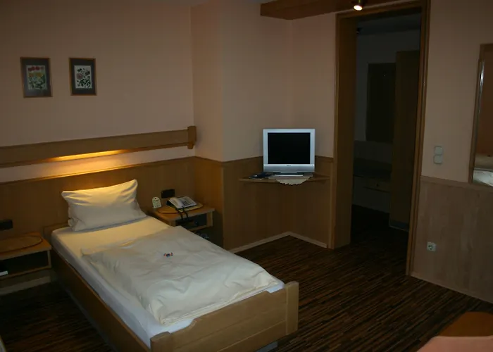 Rothenburger Hof 2*