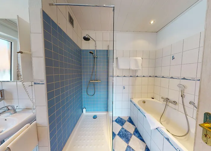 Rothenburger Hof Szálloda 2*