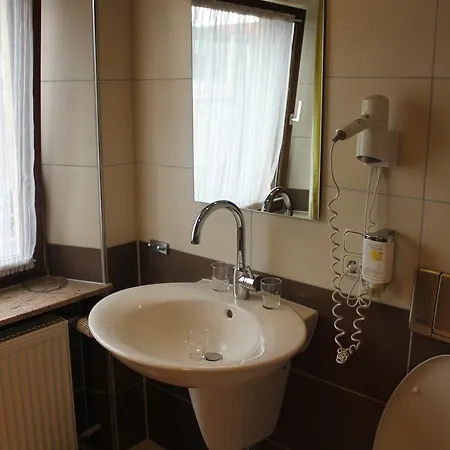 Hotel Rothenburger Hof 2*